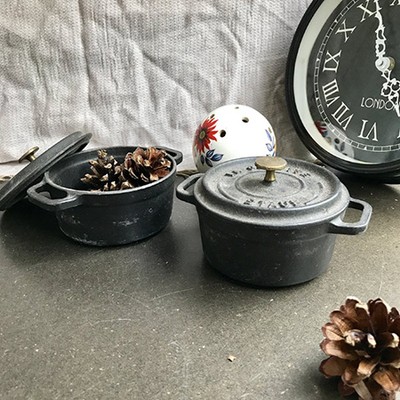 Чугунная кокотница кастрюлька