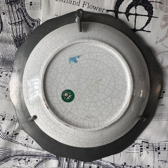 Тарелка Цветы 21 см керамика олово Германия