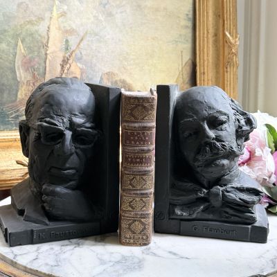 Держатели для книг  ручная работа гипс