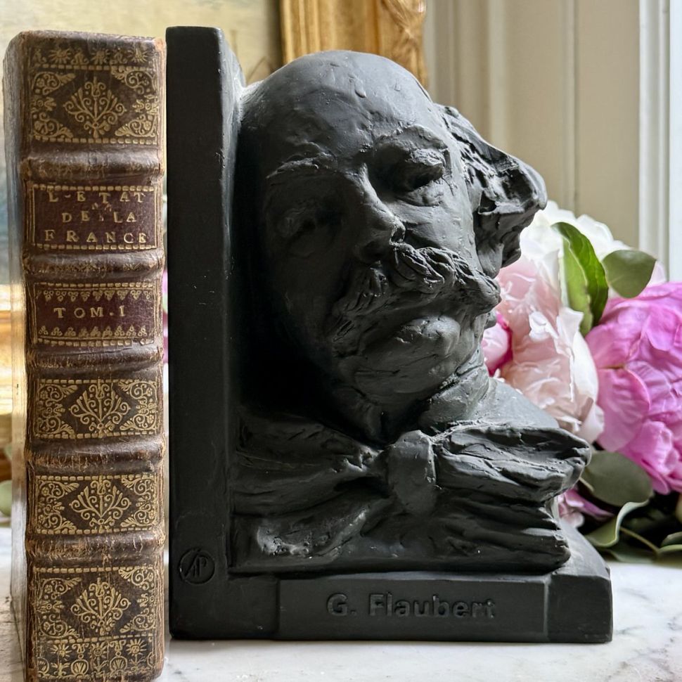 Держатели для книг  ручная работа гипс