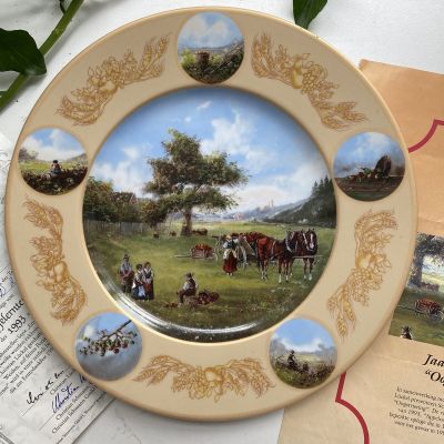 Тарелка номерная 25 см Seltmann Weiden Jahresteller 1993 Apfelernte
