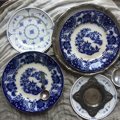 Тарелка Rörstrand синяя 100 лет 24 см