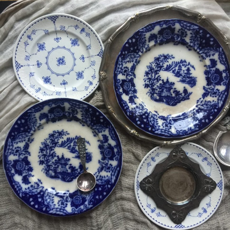 Тарелка Rörstrand синяя 100 лет 24 см