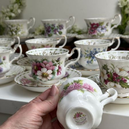 Кофейная пара Royal Albert 12 месяцев 130 мл Англия набор 12 шт.