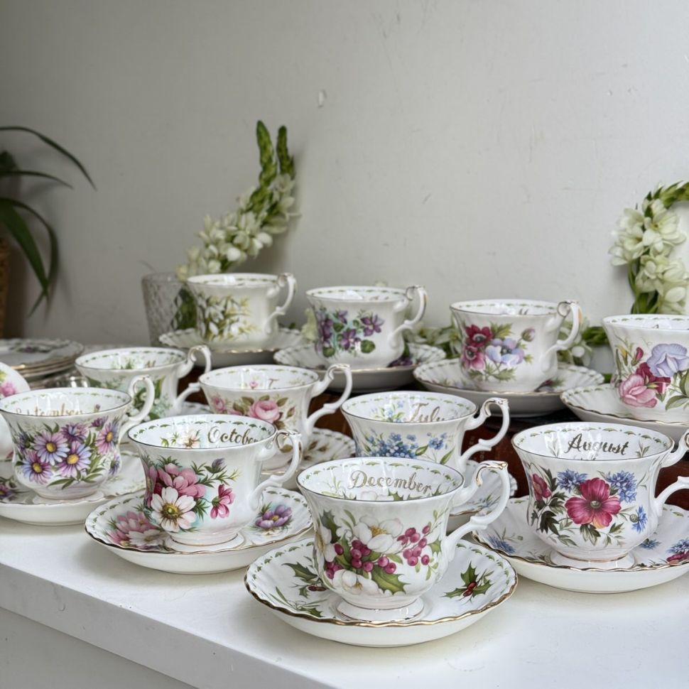 Кофейная пара Royal Albert 12 месяцев 130 мл Англия набор 12 шт.