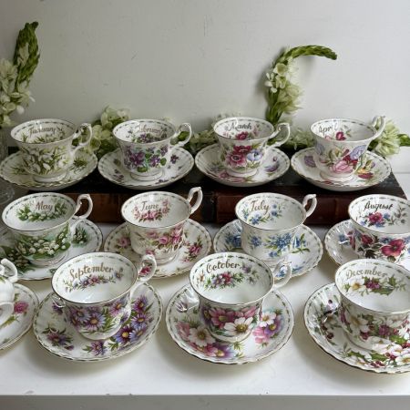 Кофейная пара Royal Albert 12 месяцев 130 мл Англия набор 12 шт.