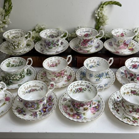 Кофейная пара Royal Albert 12 месяцев 130 мл Англия набор 12 шт.