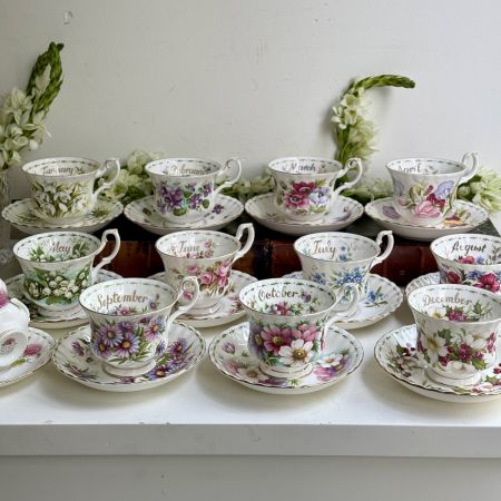 Кофейная пара Royal Albert 12 месяцев 130 мл Англия набор 12 шт.