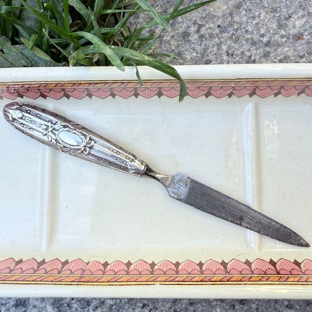 Пилка для ногтей Ракушка 14 см ручка серебро