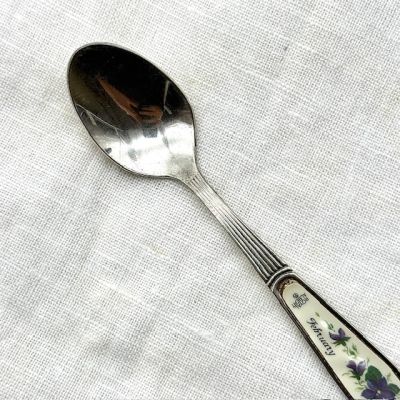 Ложка кофейная Royal Albert 12 месяцев Февраль 12 см Англия 