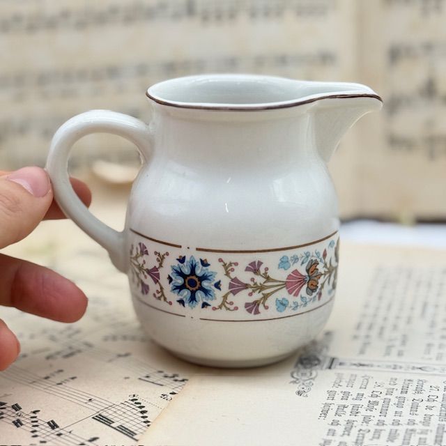 Молочник ВиллеройБох Chateau 200 мл Люксембург 