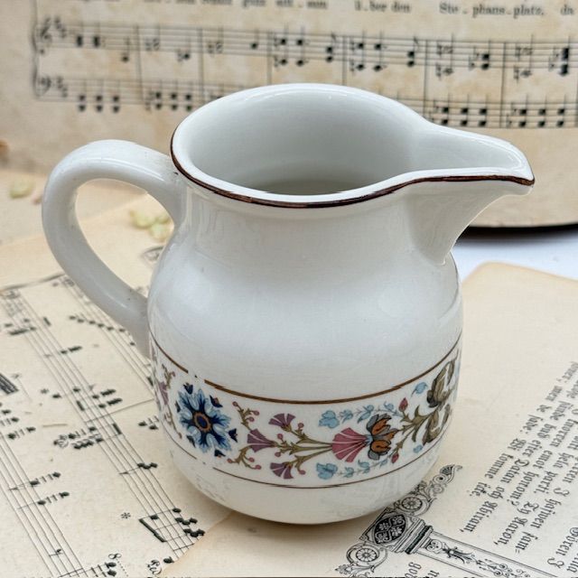 Молочник ВиллеройБох Chateau 200 мл Люксембург 