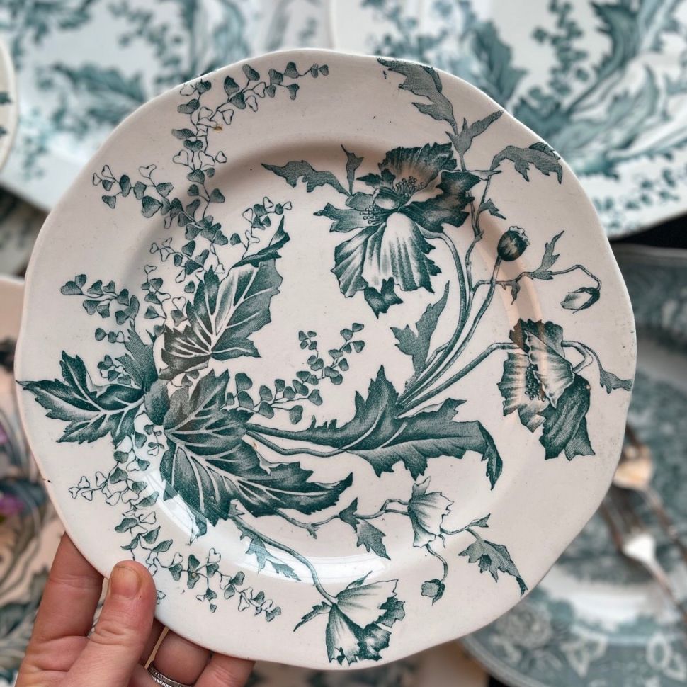 Тарелка плоская 24 см Rorstrand Wallmo1890-18 гг. Модерн Швеция (мини след обжига по краю)