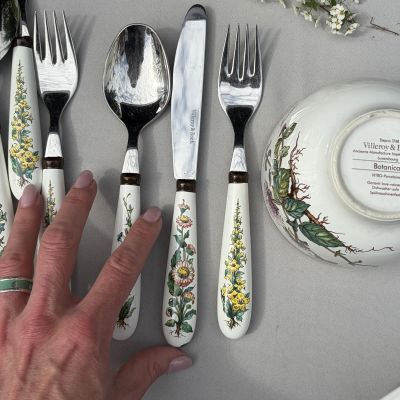 Нож столовый ВиллеройБох Botanica 21 см 