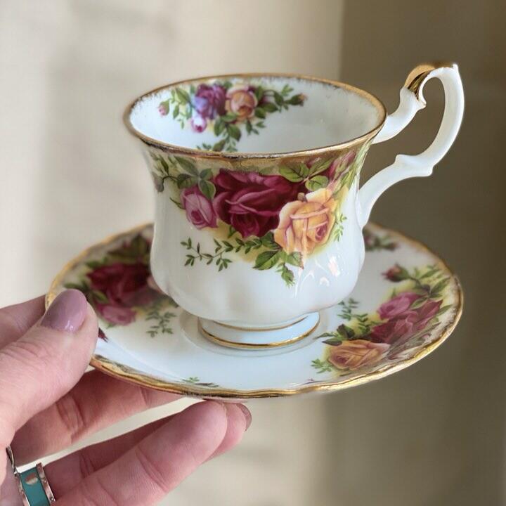 Чайная пара 130 мл Розы Royal Albert Англия