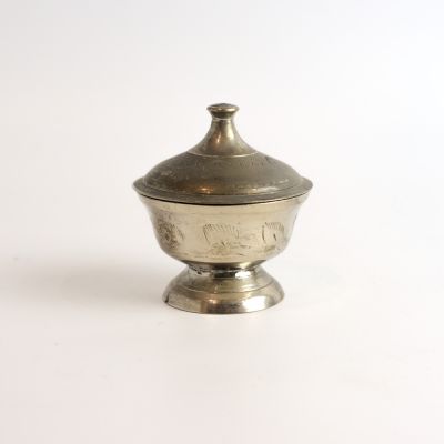 Солонка с крышкой Индия мельхиор