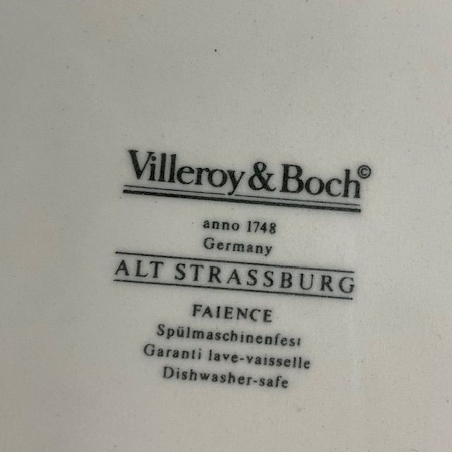 Салатник квадратный Alt Strassburg ВиллеройБох 22 см фарфор Германия