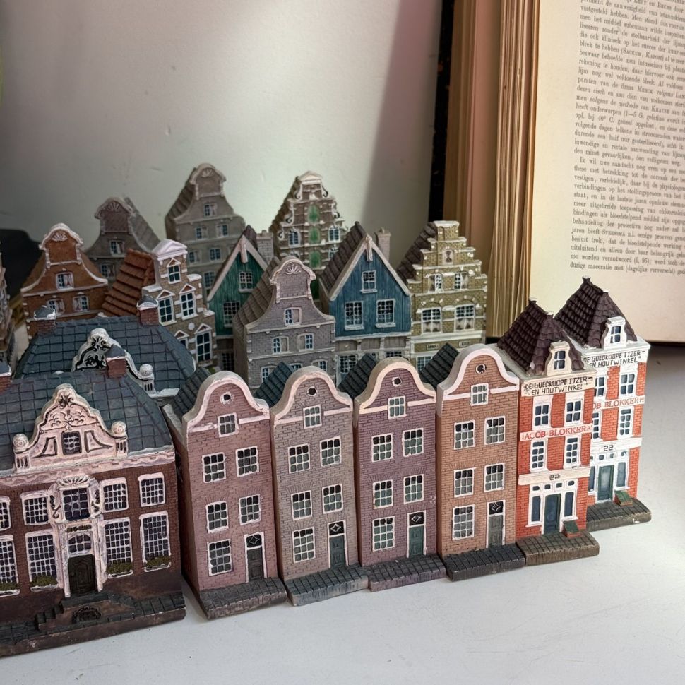 Статуэтка Голландский домик 11 см керамика