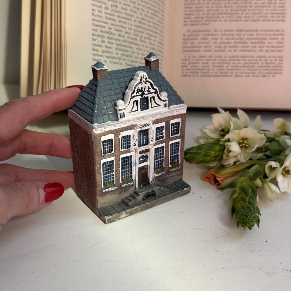 Статуэтка Голландский домик 11 см керамика