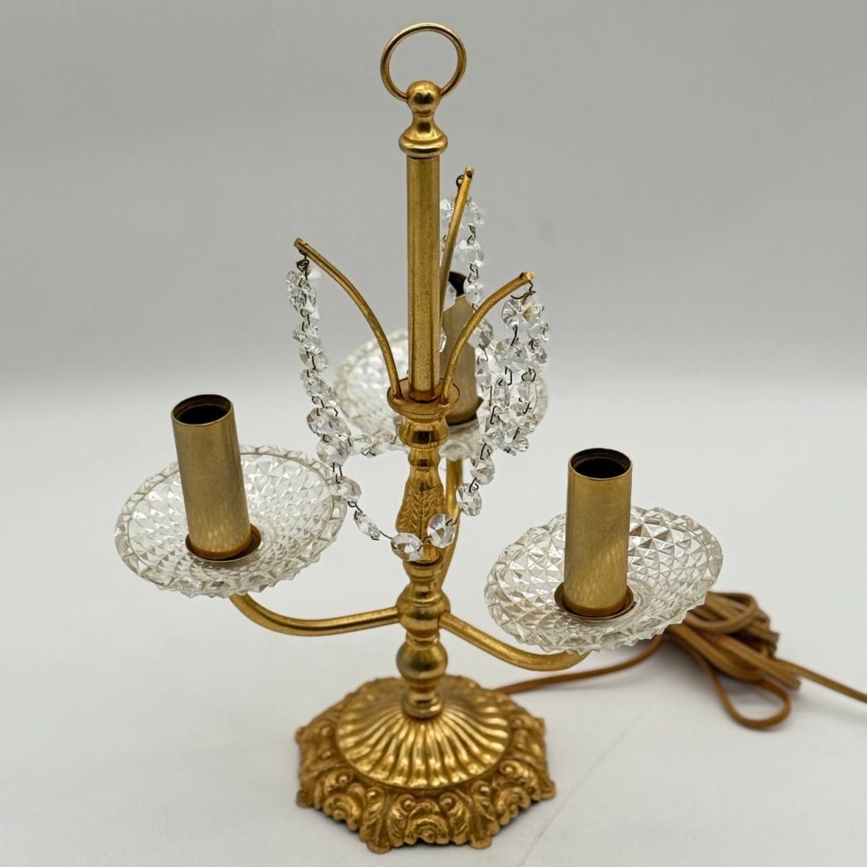 Светильник на три лампы с хрустальными подвесами