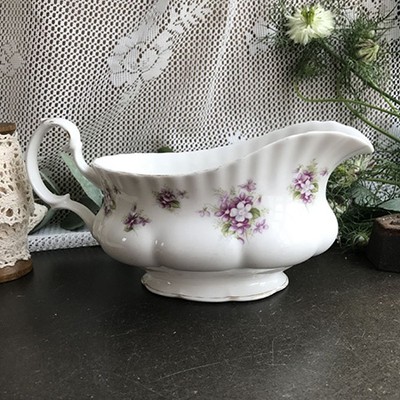 Соусник Royal Albert