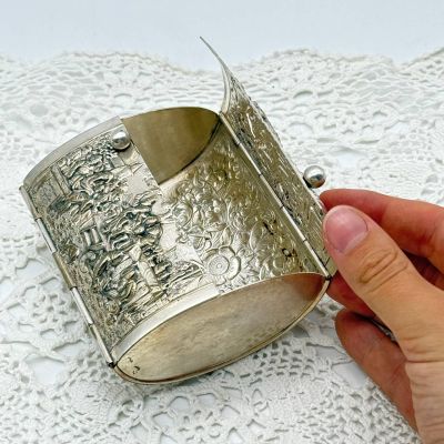 Шкатулка табачница Herbert Hooijkaas 9 см мельхиор серебрение Голландия