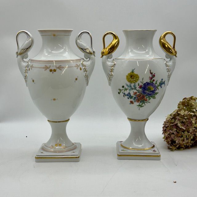 Ваза амфора Лебеди Kaiser Gloria Мейсенский букет 34 см Германия