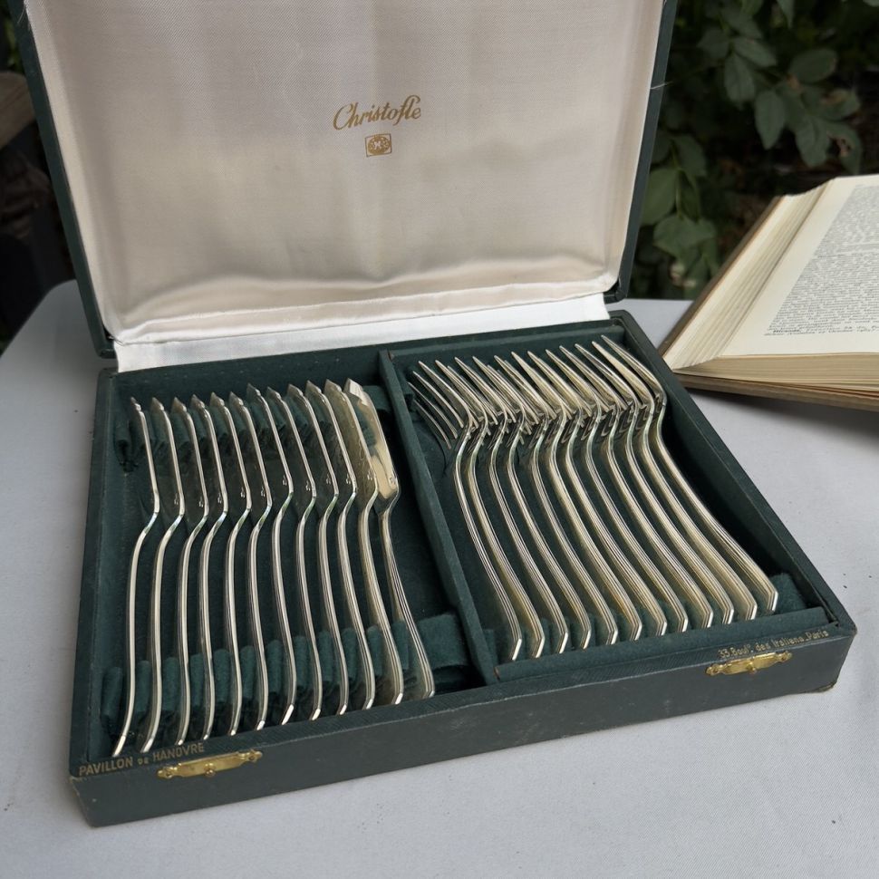 Набор столовых приборов Christofle на 10-12 персон 92 шт серебрение Франция