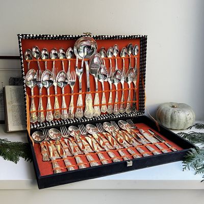 Набор столовых приборов Италия серебрение