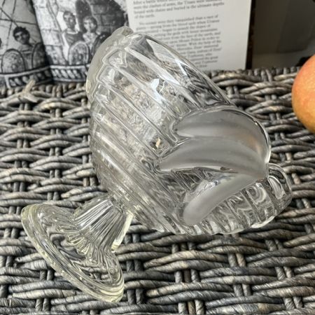 Конфетница на ножке 12 см хрустальное стекло Германия