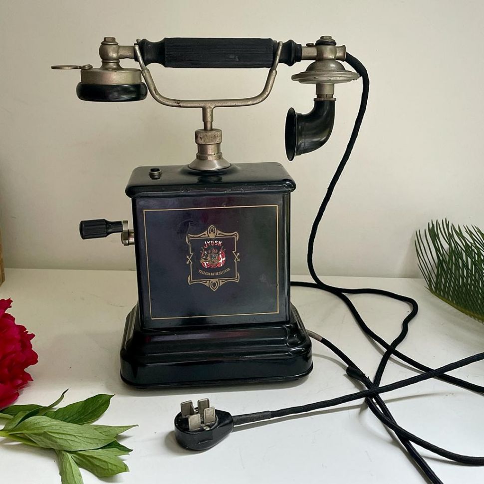 Телефонный аппарат Jydsk Telefon-Aktieselskab 1890 гг. Дания