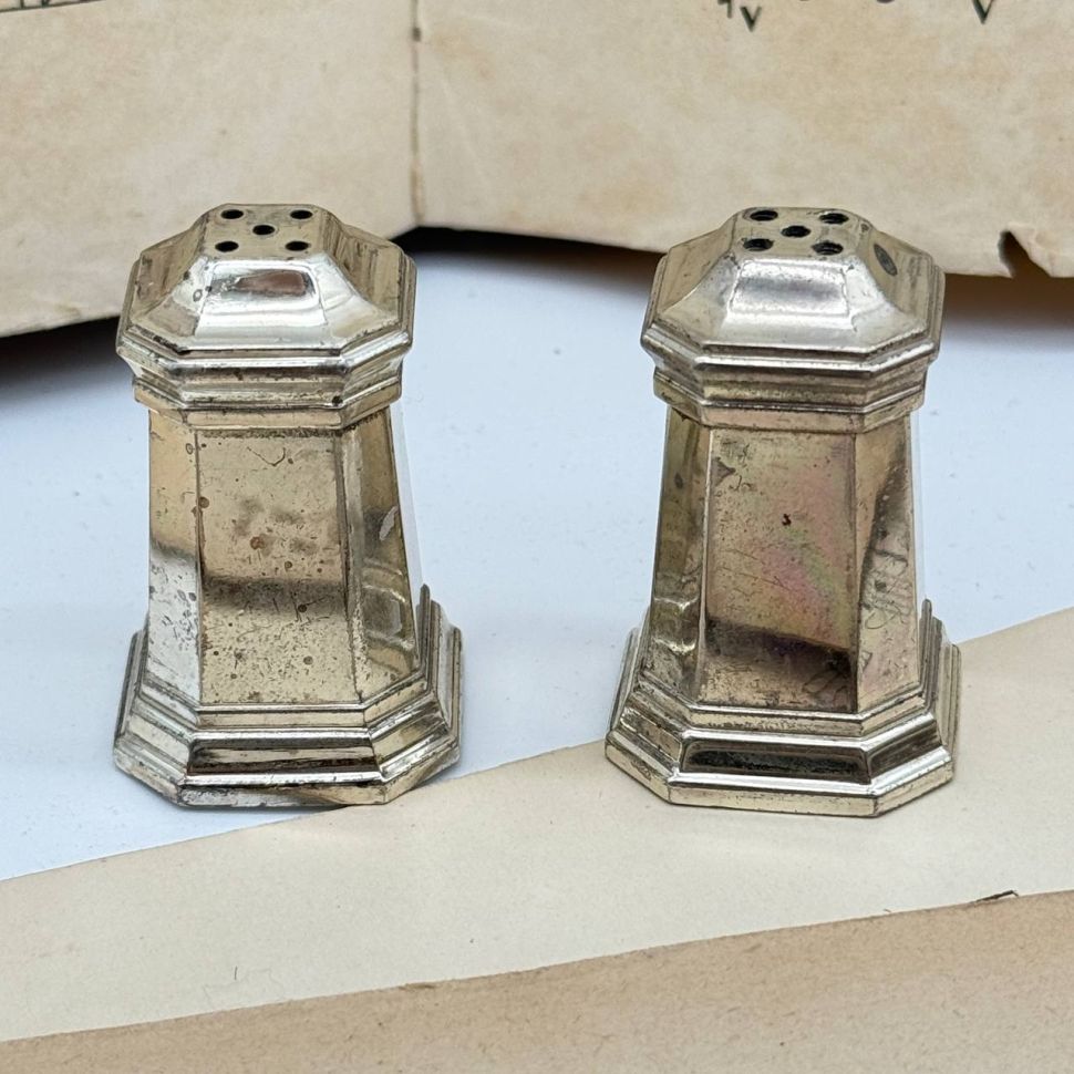 Перечница Башня 5 см  Франция