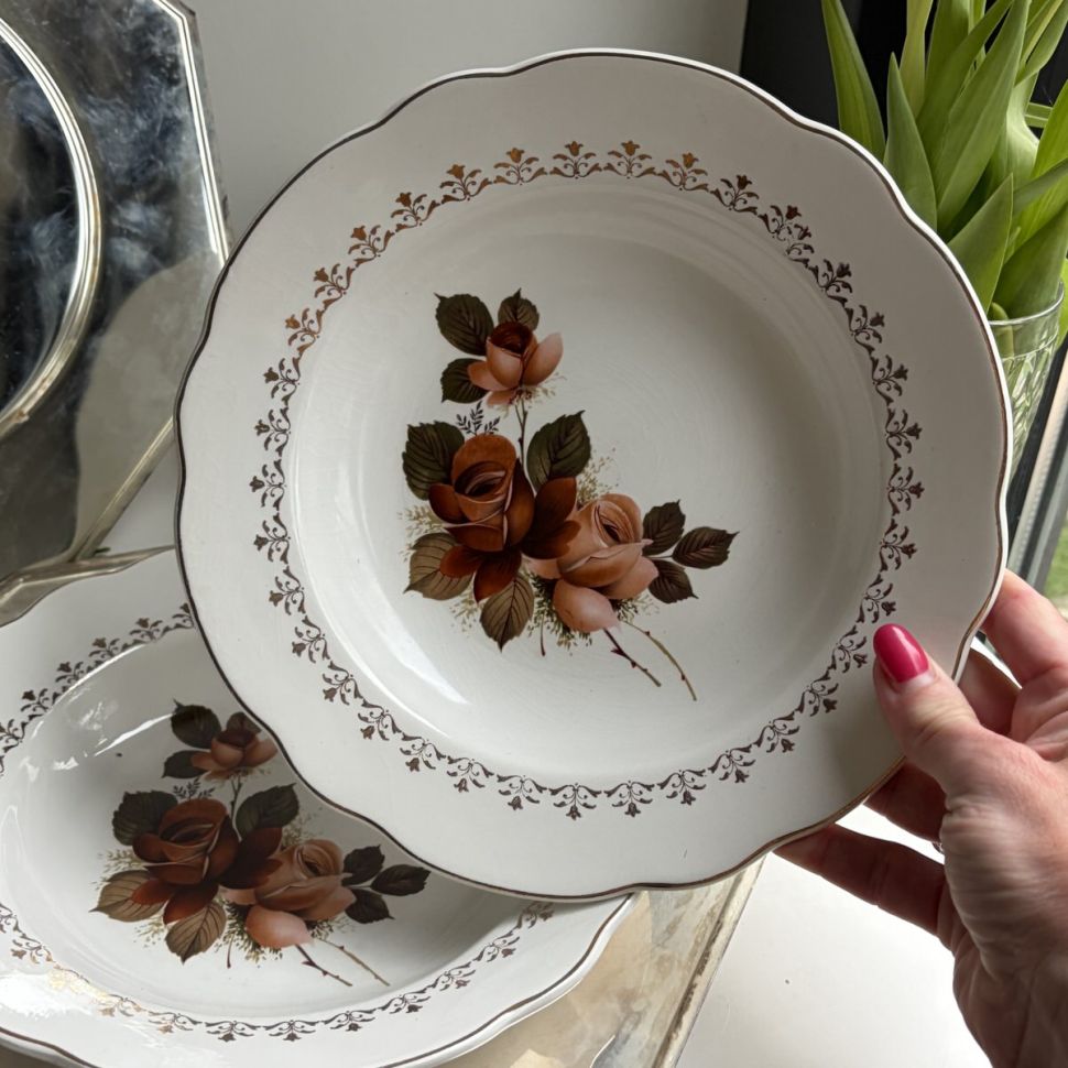 Тарелка глубокая Sarreguemines Розы 24 см Франция