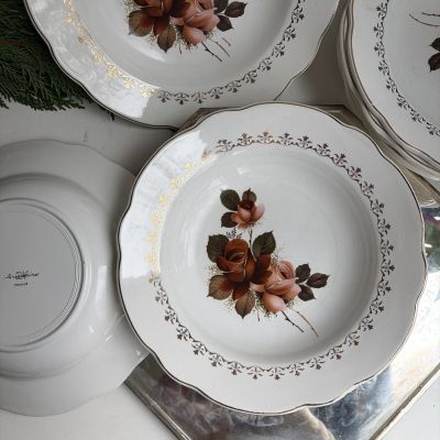 Тарелка глубокая Sarreguemines Розы 24 см Франция