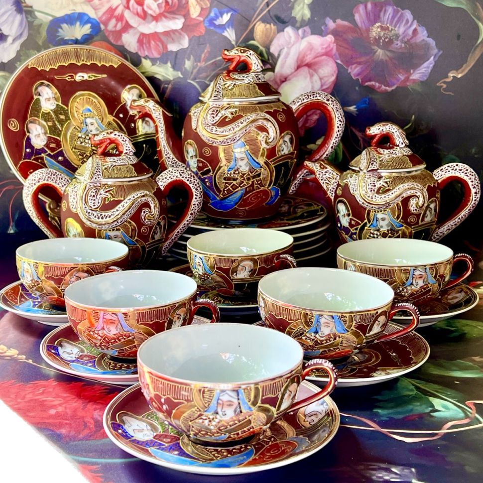 Тарелка Каннон с бессмертными Satsuma 19 см фарфор Япония 