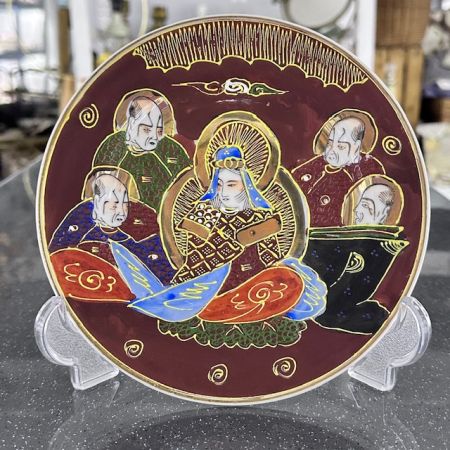 Тарелка Каннон с бессмертными Satsuma 19 см фарфор Япония 