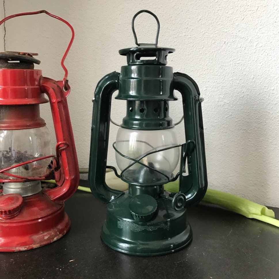 Фонарь керосиновый Зеленый