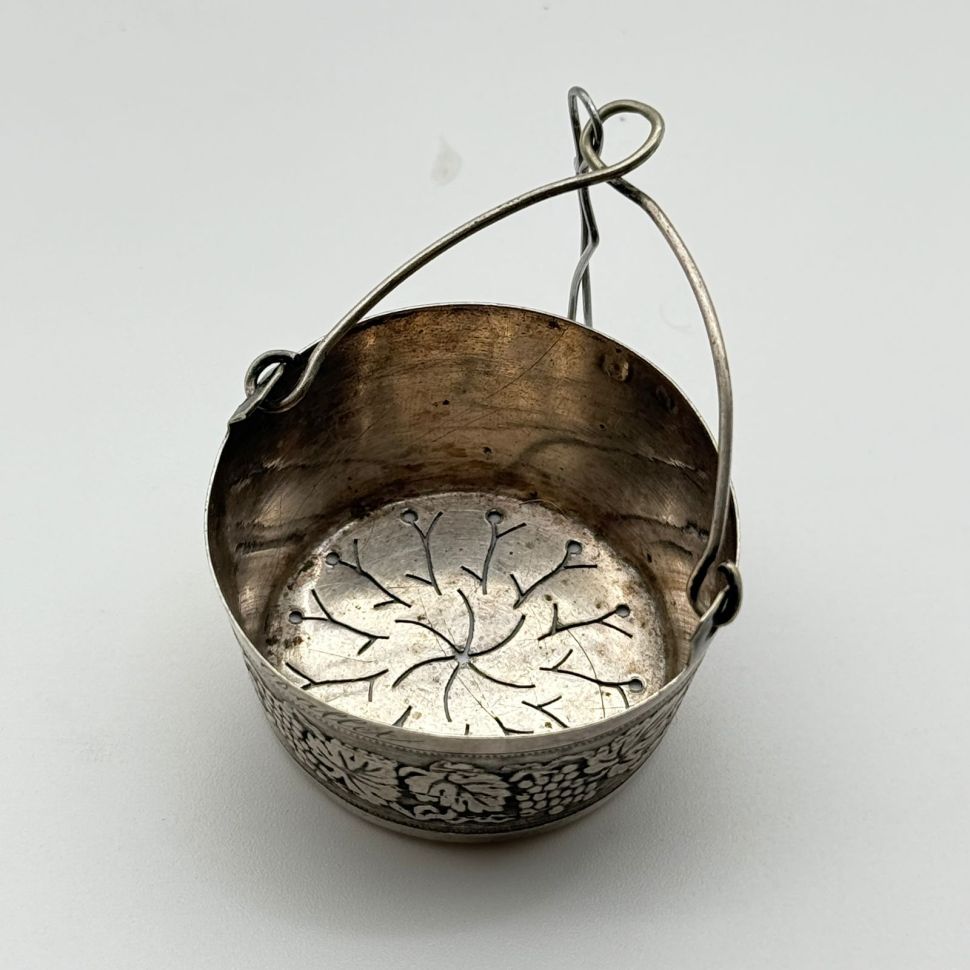 Ситечко для чая 5 см Виноград серебро Франция