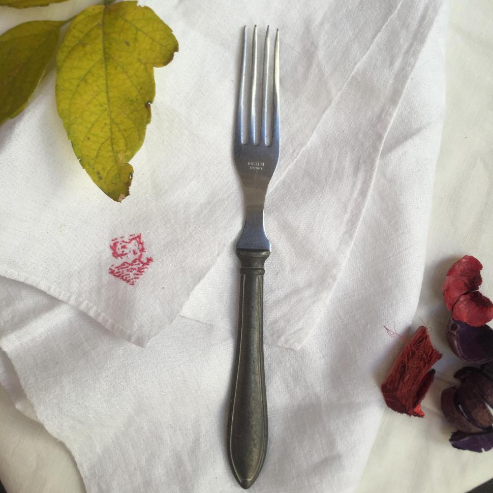 Вилка Rostfri с оловянной ручкой