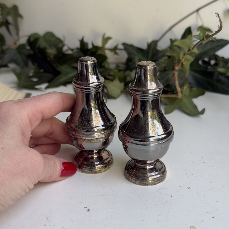 Солонка и перечница 10 см мельхиор