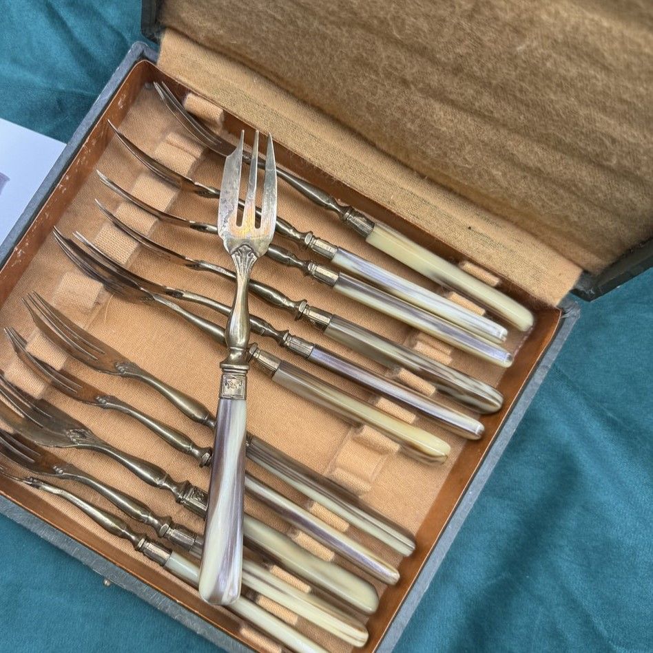 Вилка трезубец 17 см латунь бакелит Франция