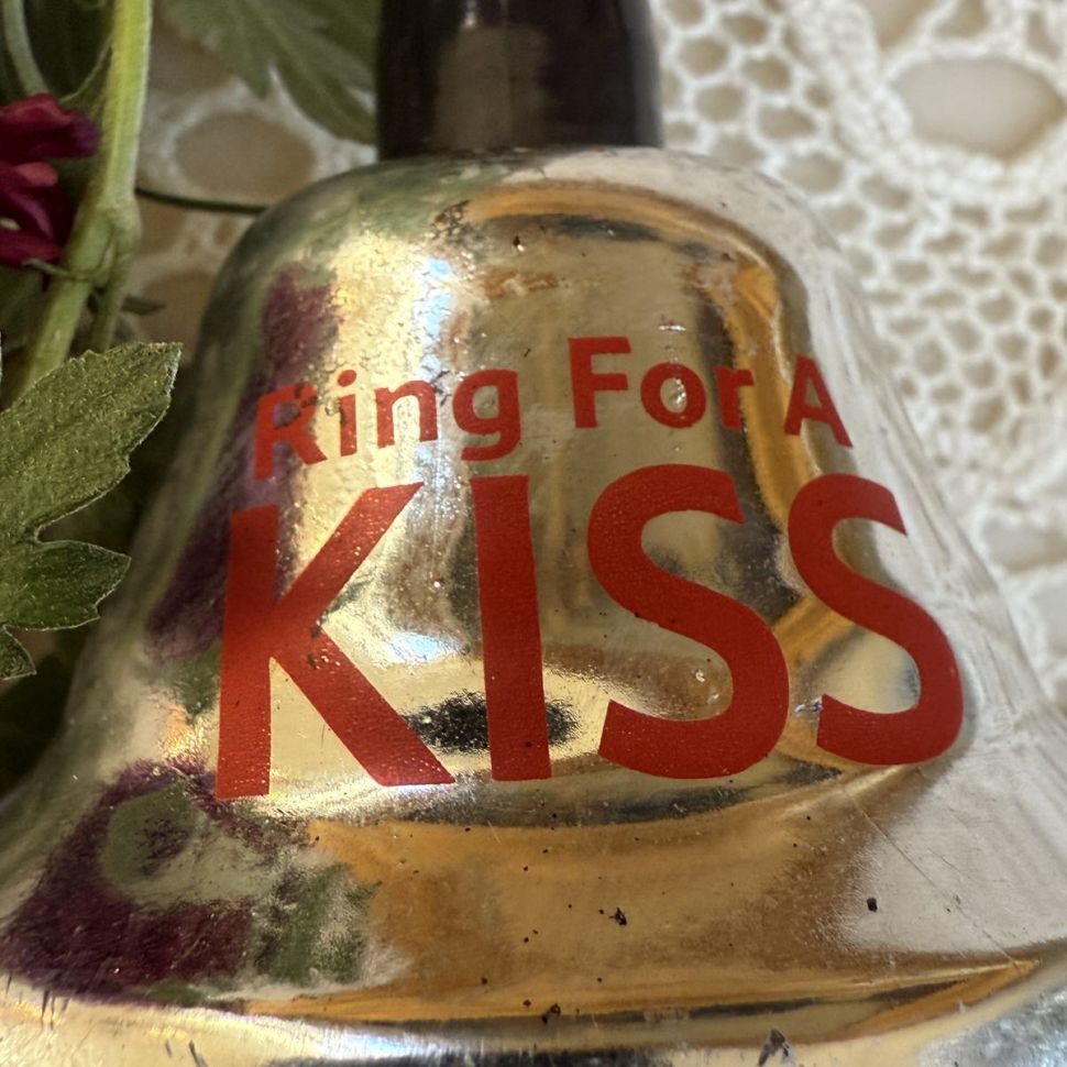 Колокольчик с ручкой 14 см металлический сплав