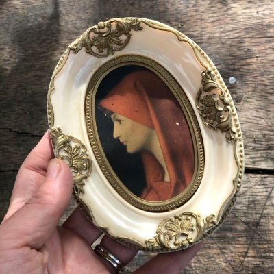 Картина репродукция 13х10 см в овальной раме пластик