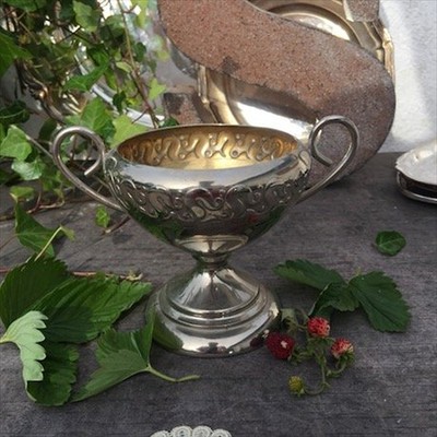 Сахарница на ножке Швеция