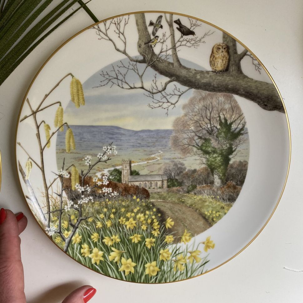 Тарелка Franklin Porcelain 1979 Royal Worcester Март 23 см