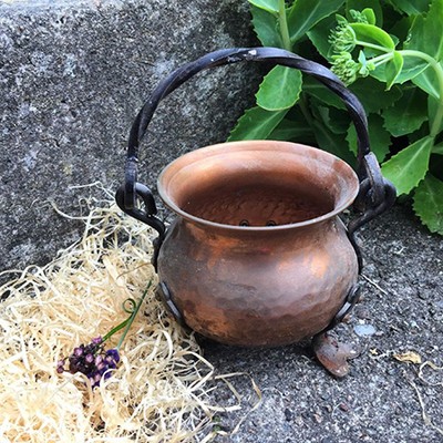 Кашпо-зольник малое чеканка