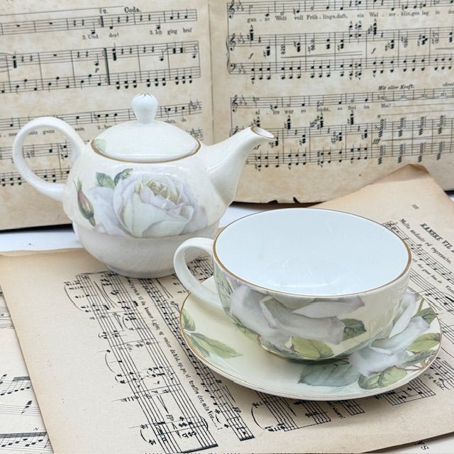 Чайник заварочный с чашкой и блюдцем Maison Strauss фарфор