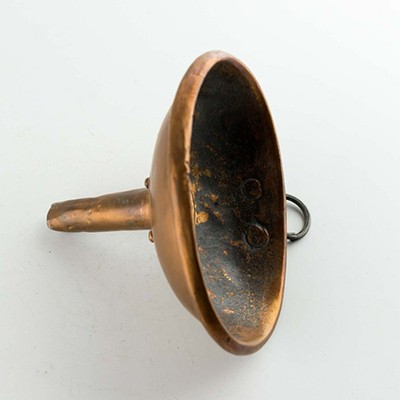 Медная воронка с подвесом