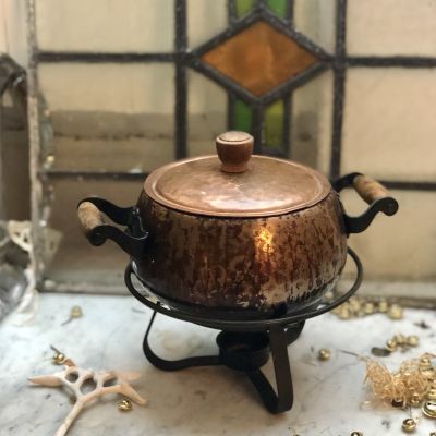 Кастрюля на металлической подставке, медь, 1Л
