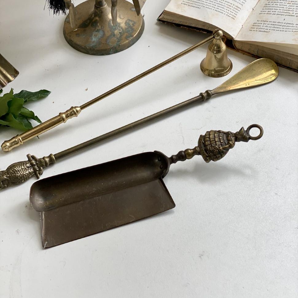 Совок для камина Дама DOREEN латунь